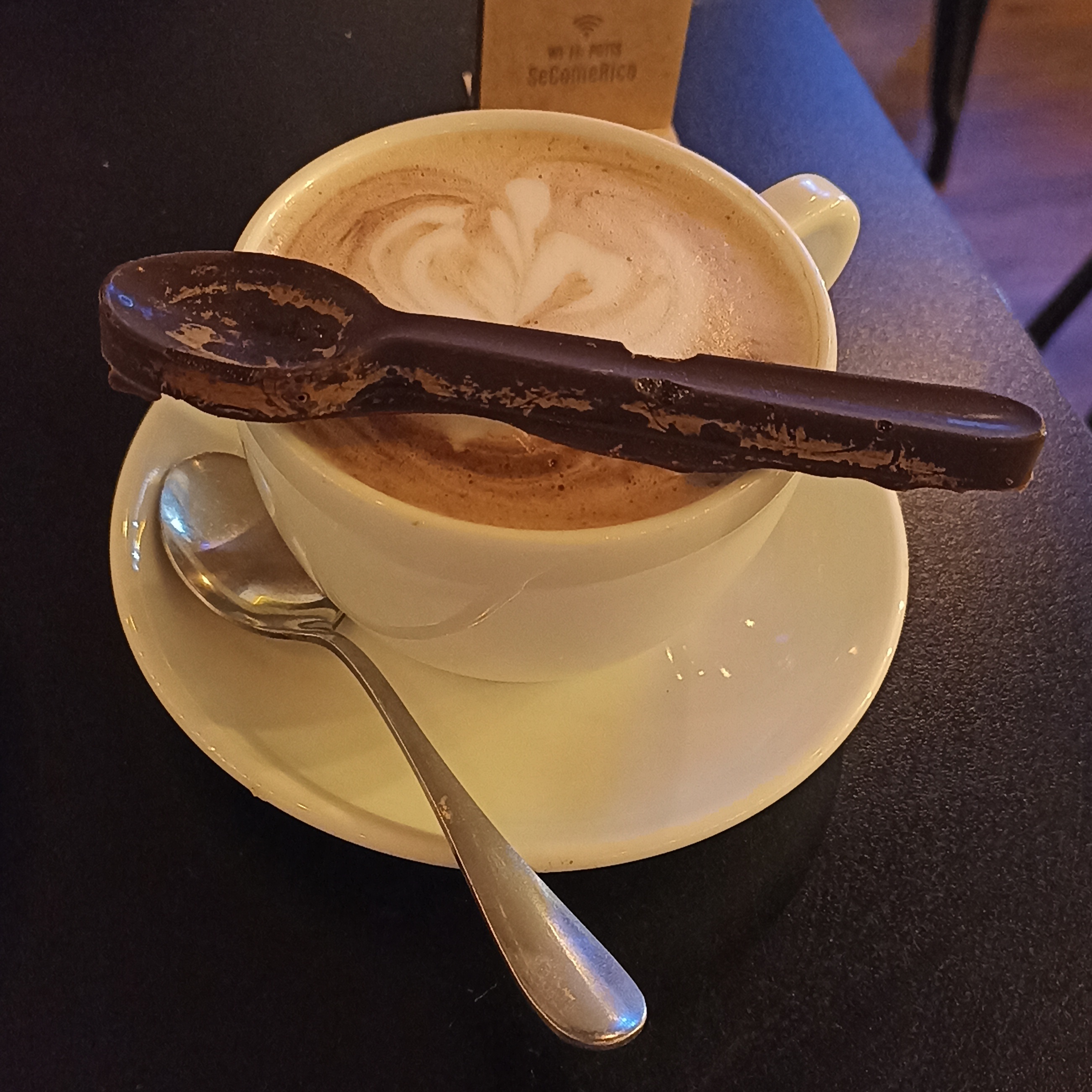 Imagen donde se muestra una taza de submarino, cafetería Potts